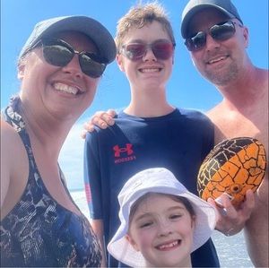 Meet your Posher, Christine